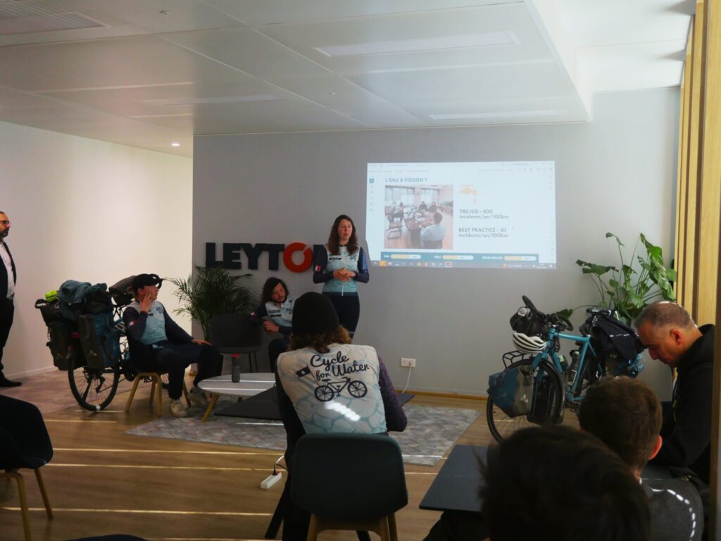 Cycle for Water présentent leur aventure et leur engagement