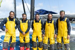 Equipage du Leyton Sailing Team pour le Pro Sailing Tour 2021 avec Thomas Coville, Sam Goodchild, Aymeric Chappellier, François Morvan et Laurane Mettraux