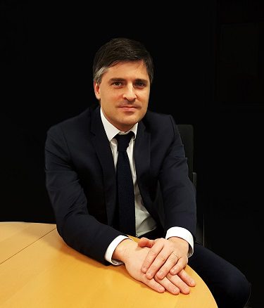 Julien Vernay-Directeur du Pôle Efficience DRH Leyton