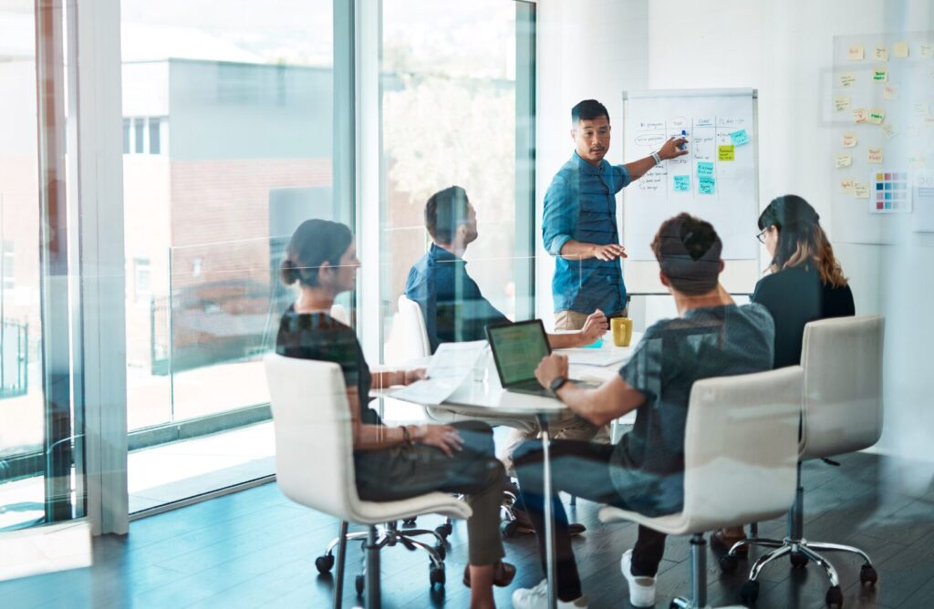 Team di lavoro in riunione sullo standard VSME