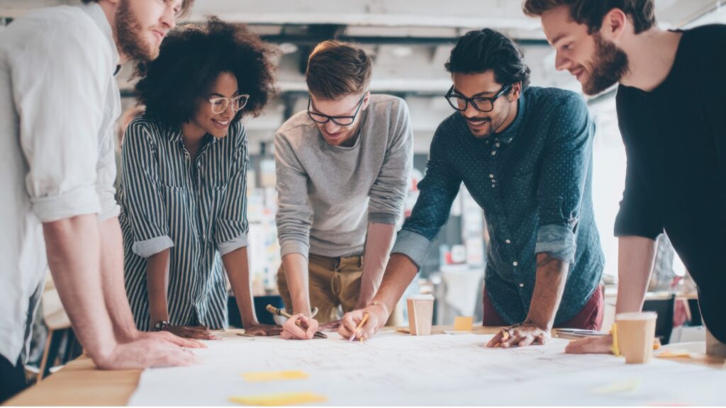 team di lavoro su un progetto di Ecodesign